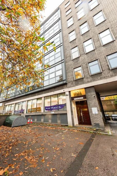 Luxurious Flat Sunny, Quiet, Design, Lift, Balcony Apartment London Exterior photo